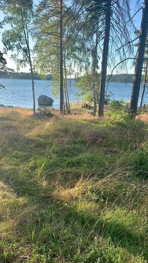 Charmig Stuga Av Rustik Stil I Stockholms Omrade 0*, Stockholm